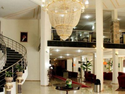 Kerman Govashir Hotel lobby