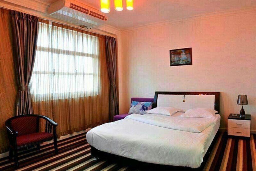 double room of Qeshm Marina Hotel