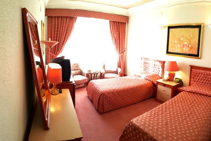 booking Kerman Akhavan Hotel