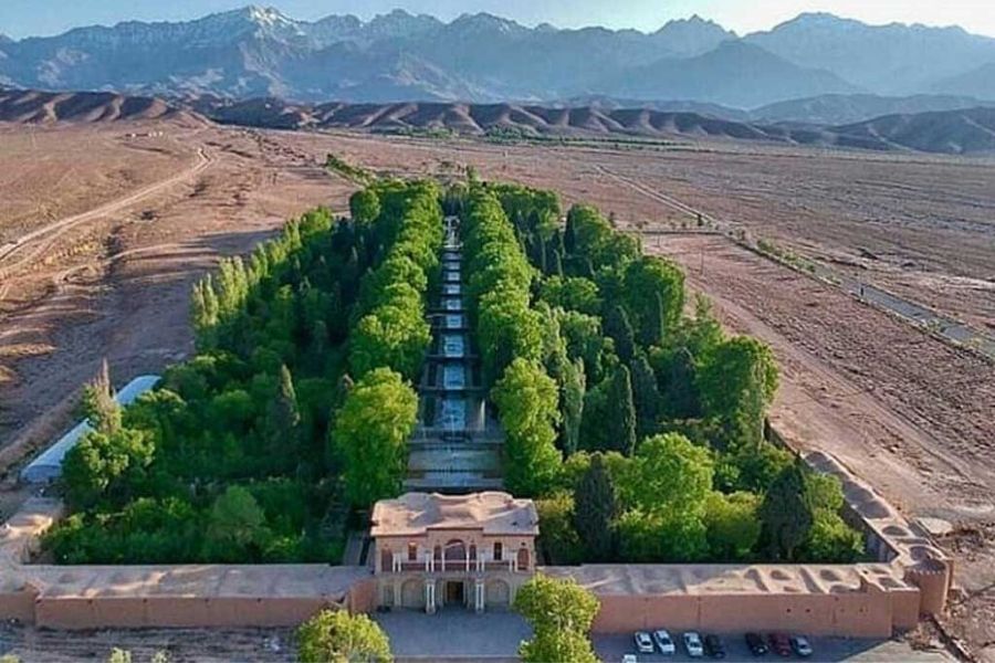 Transfer from Yazd to Mahan