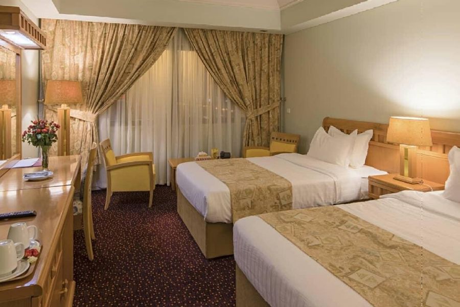 triple room in Kerman Pars Hotel
