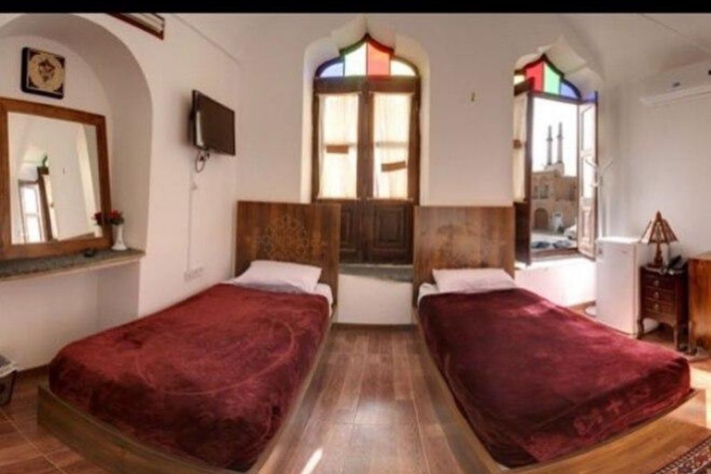 twin room of Fazeli Hotel of Yazd