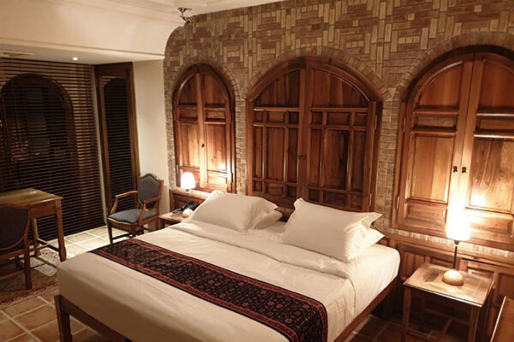 double bedroom in Orosi Boutique Hotel