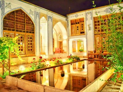 Isfahan Traditional Hotel at night