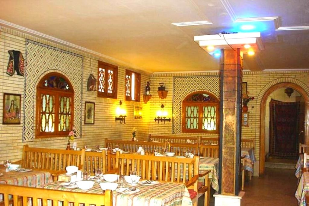 tables in Shater abbas Restaurant