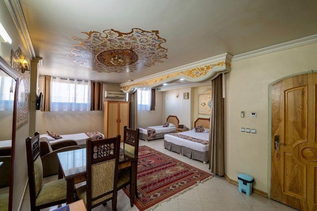 family suite in Safavi Traditional Hotel