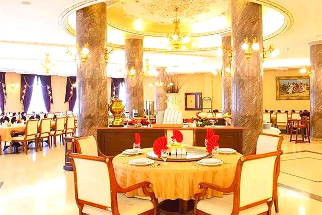 Mashhad Taranom Restaurant