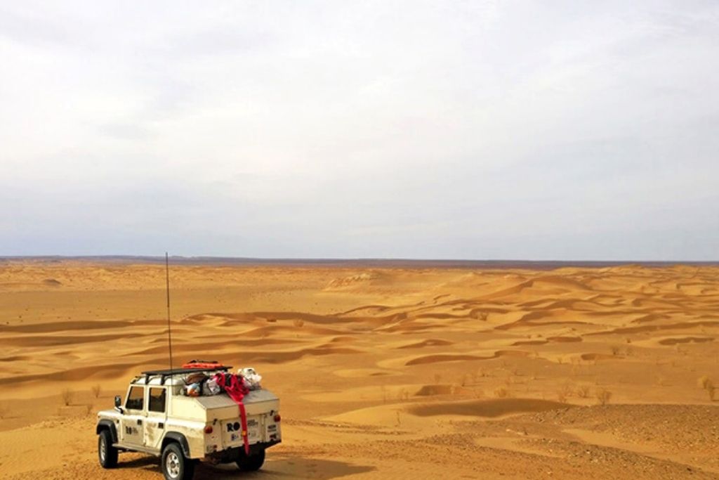 Natural off-road tour guides in Iran