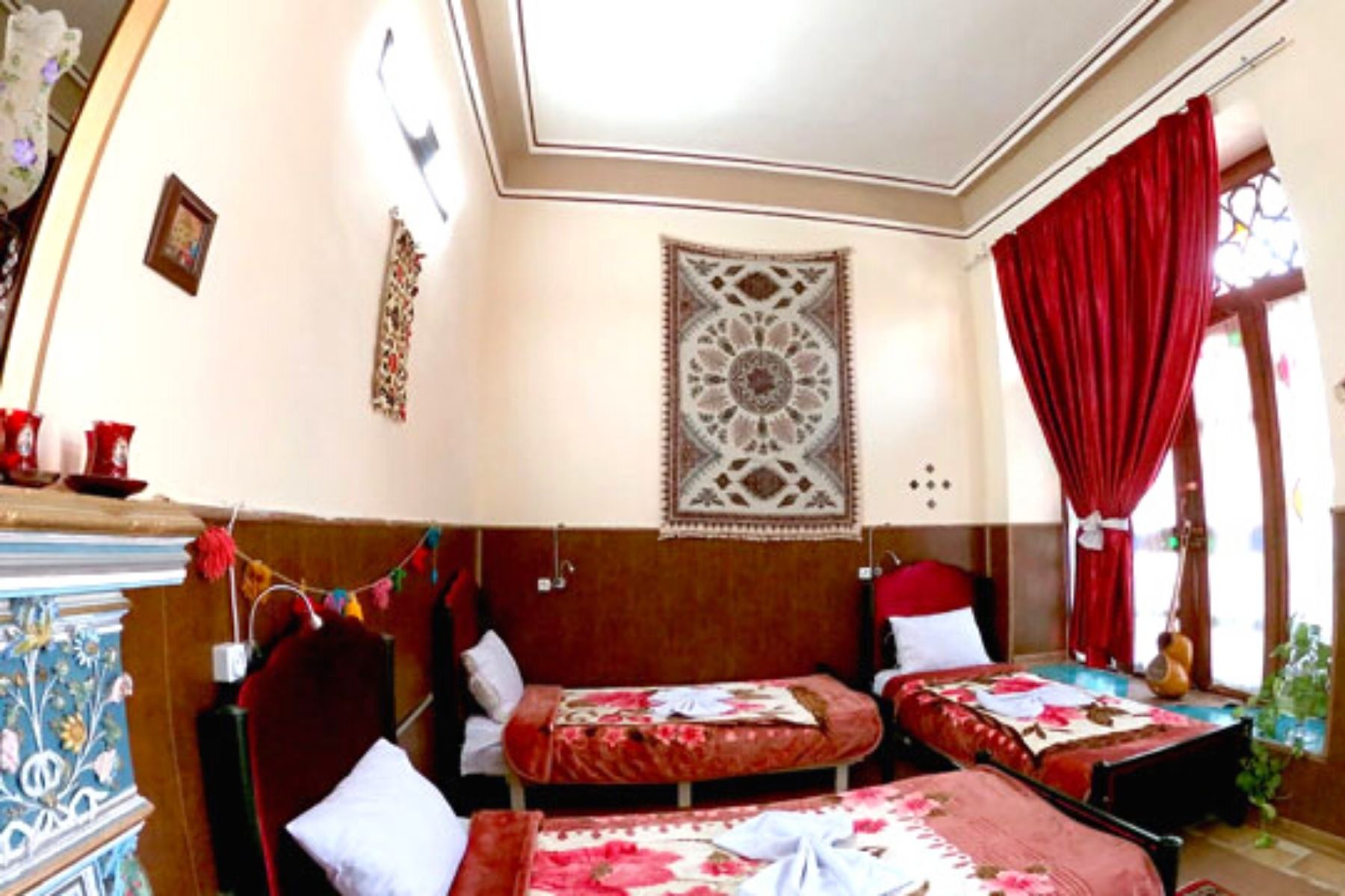 Nargol guest house of Esfahan