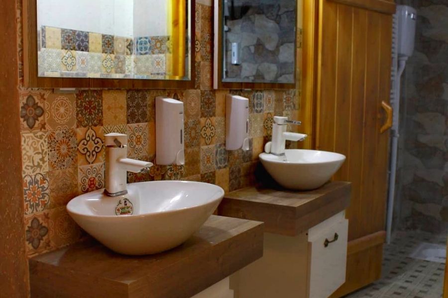bathroom in Payu Ecolodge
